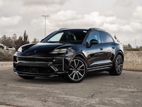 2025 Porsche Macan Turbo Electric Electric Turbo SUV