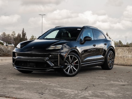 2025 Porsche Macan Electric Turbo SUV