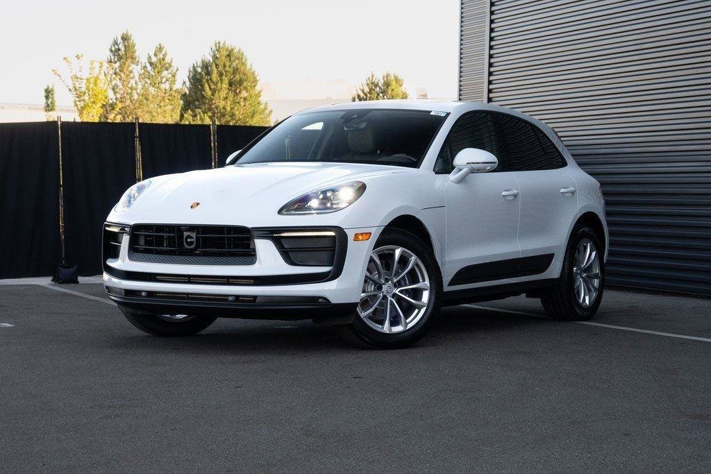 Used 2025 Porsche Macan T SUV
