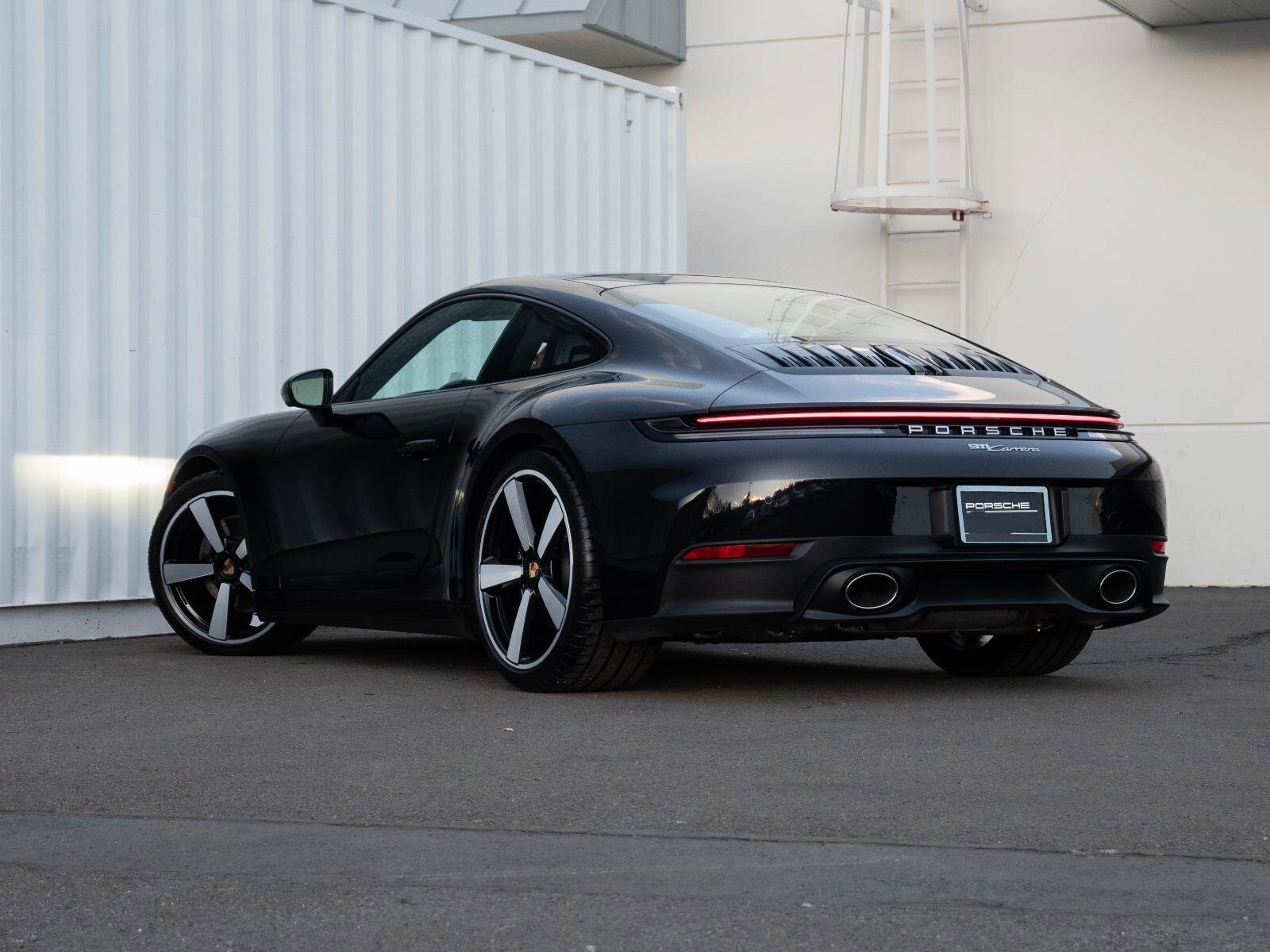 2025 Porsche 911 Coupe photo 3