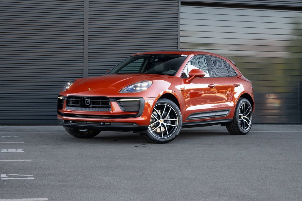 2025 Porsche Macan