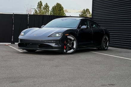 2025 Porsche Taycan 4S Sedan