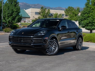 2023 Porsche Cayenne Platinum Edition SUV