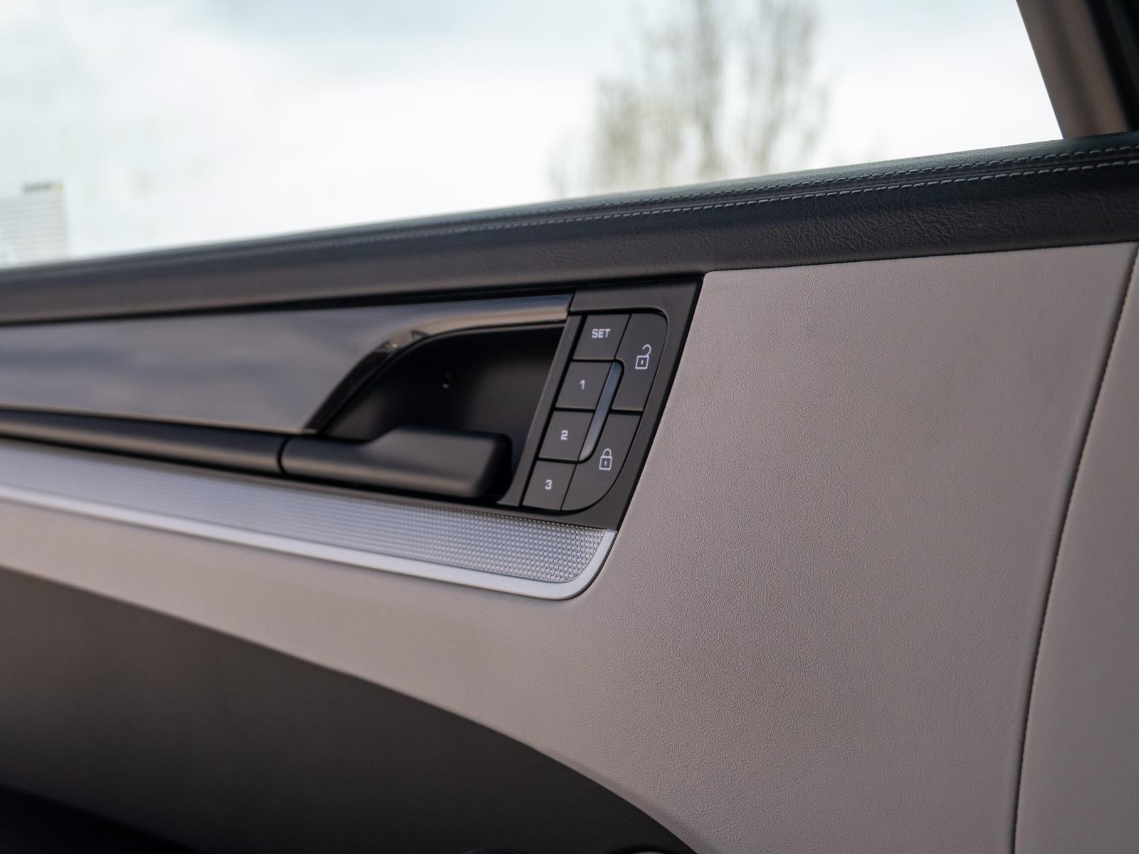 2026 Porsche Cayenne Base - Photo 41
