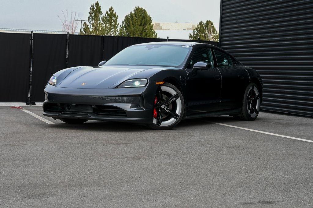 2025 Porsche Taycan