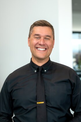 Staff member Erik Dunbar-Irwin from f0a3baf55f5a