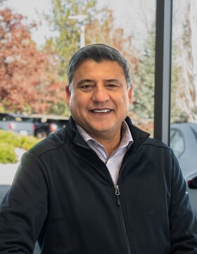 Staff member Nadeem Akhtar from 4df8236bd0c0