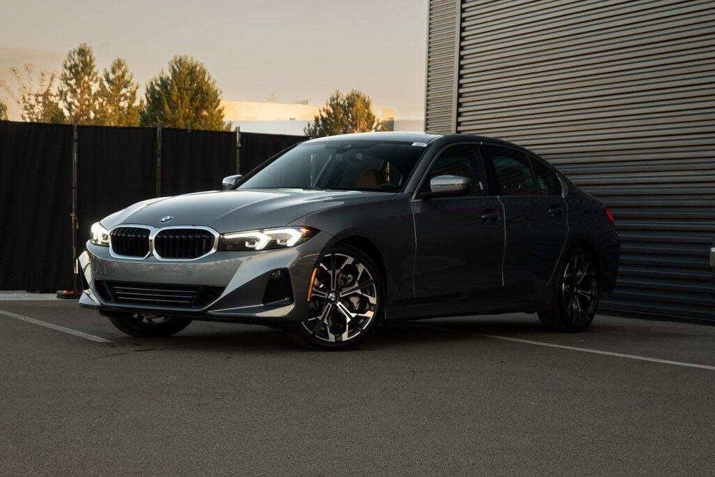 New 2025 BMW 3 Series 330i xDrive Sedan