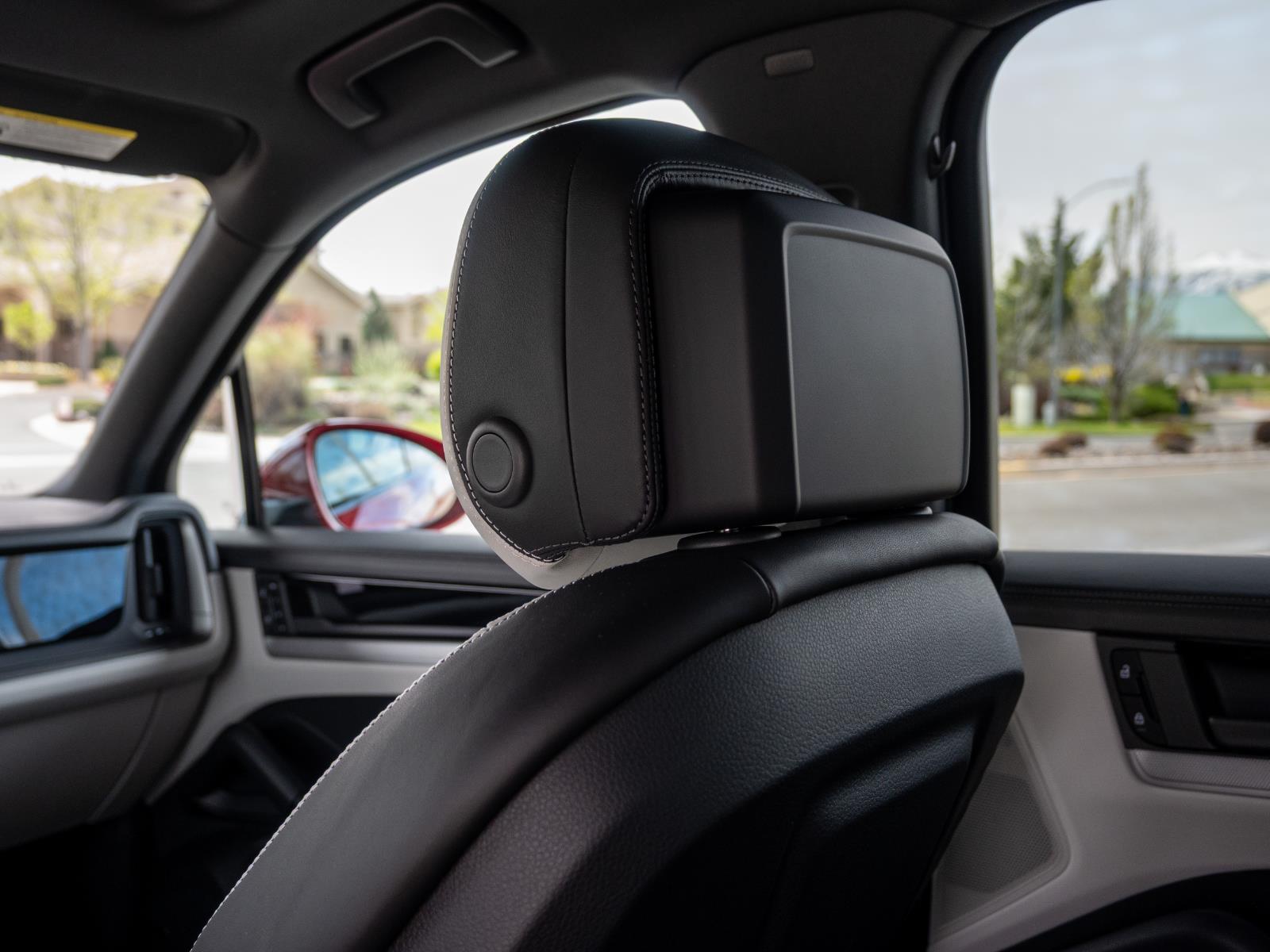 2026 Porsche Cayenne Base - Photo 34