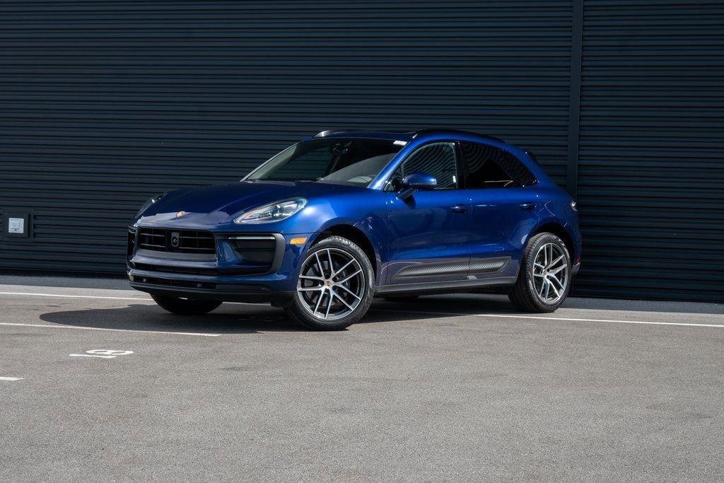 New 2024 Porsche Macan T SUV