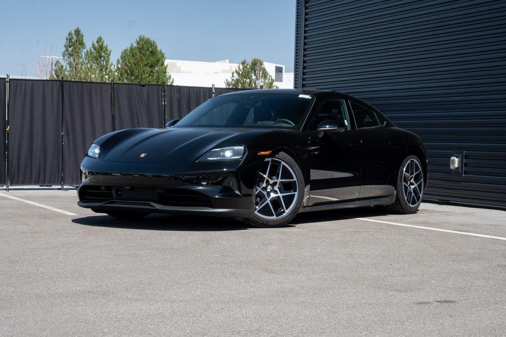 2025 Porsche Taycan