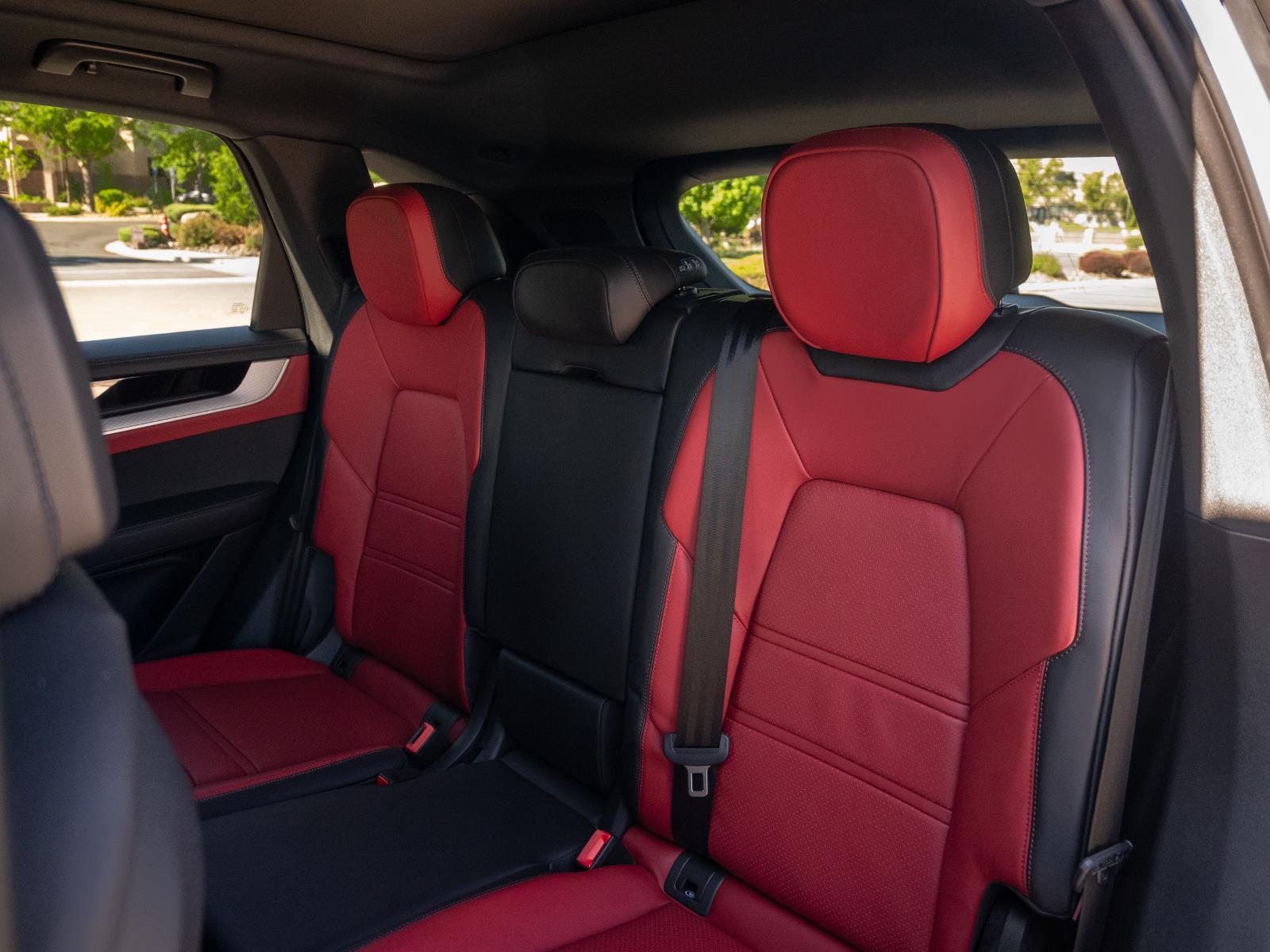 2026 Porsche Cayenne Base - Photo 13