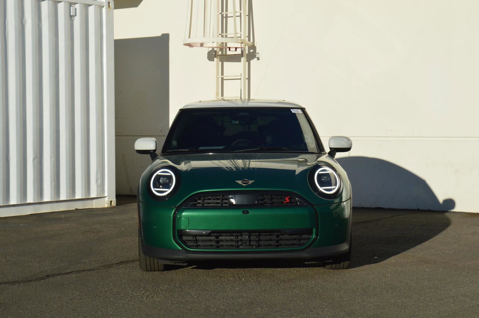 2025 Mini Cooper 2 Door Hardtop S photo 2