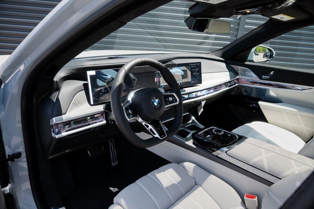 New 2025 BMW 7 Series 760i xDrive Sedan