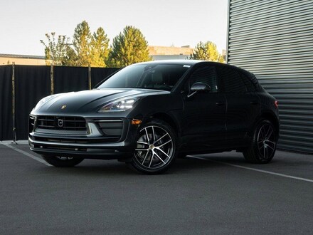 2025 Porsche Macan T SUV