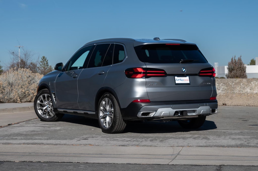 New 2026 BMW X5 xDrive50e Sports Activity Vehicle