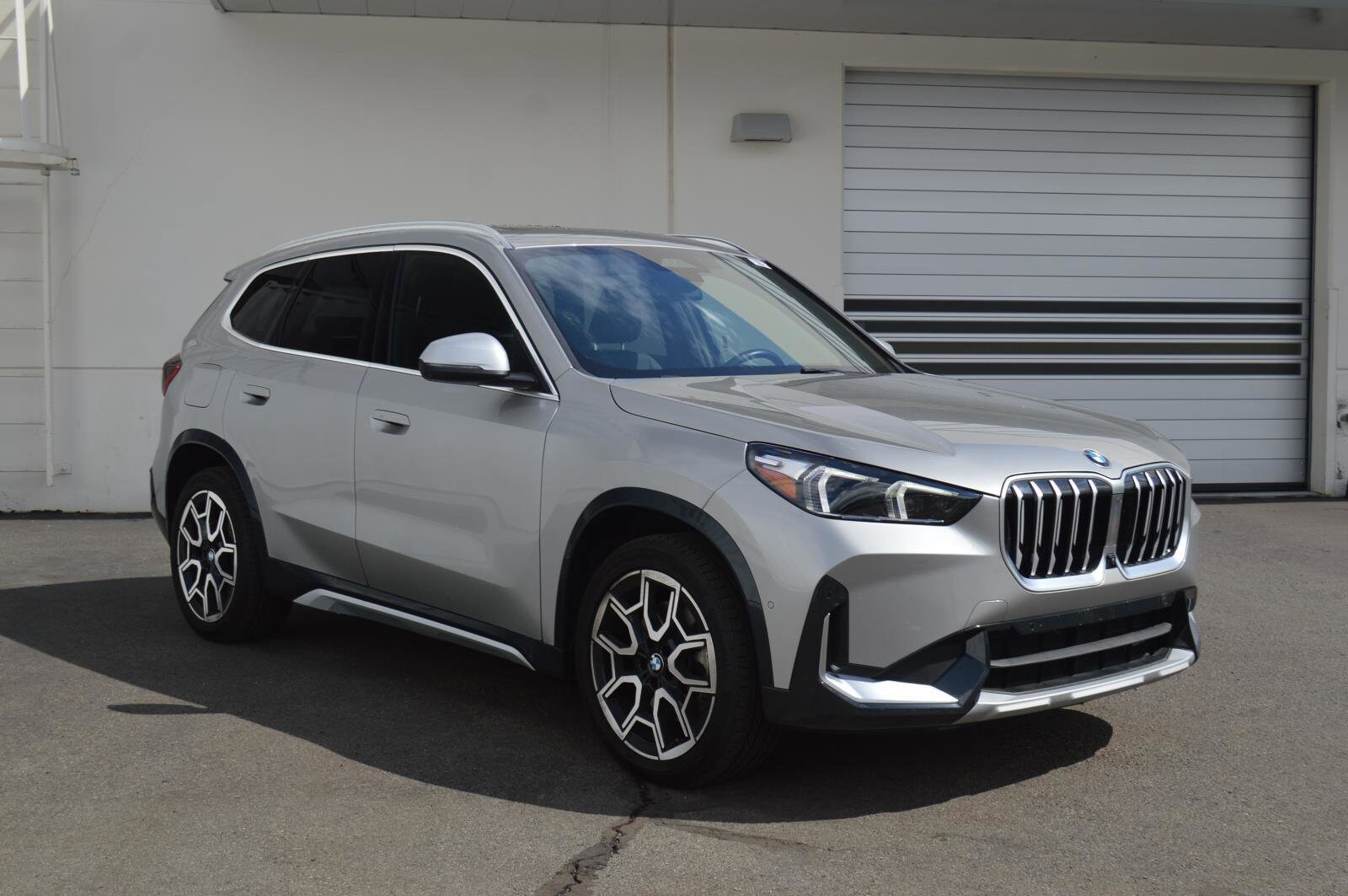 2024 Bmw X1 XDrive28i photo 2