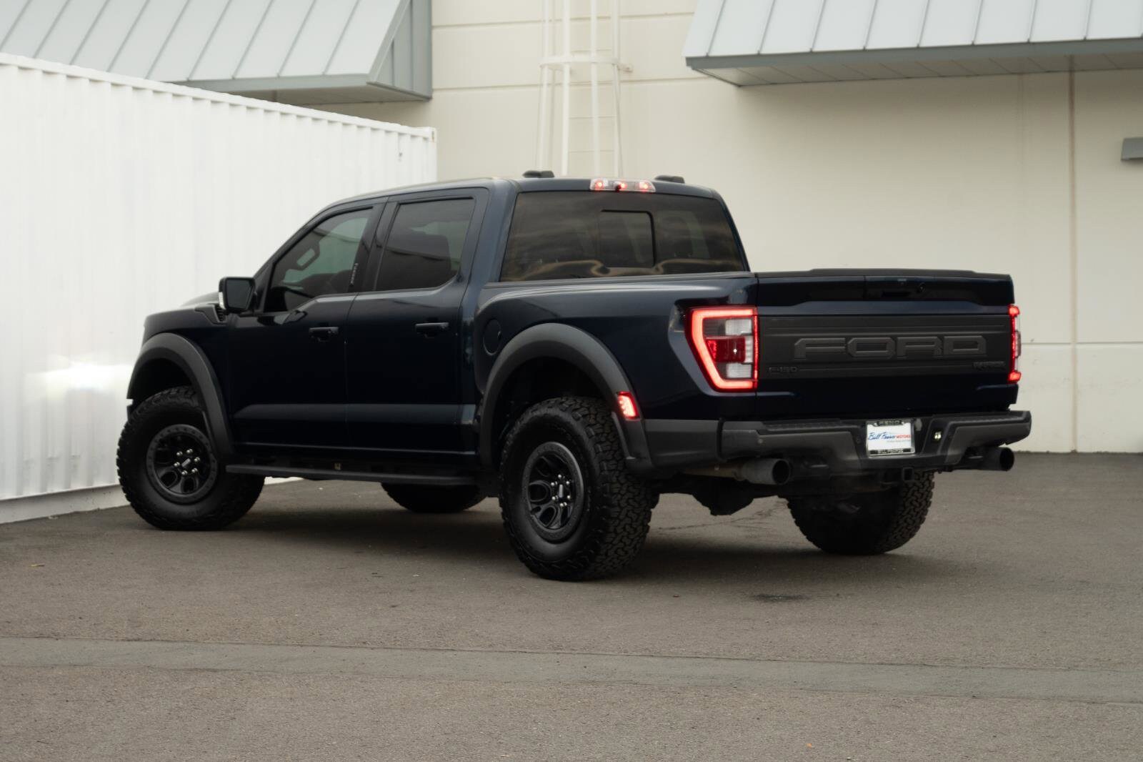 2023 Ford F-150 Raptor photo 2
