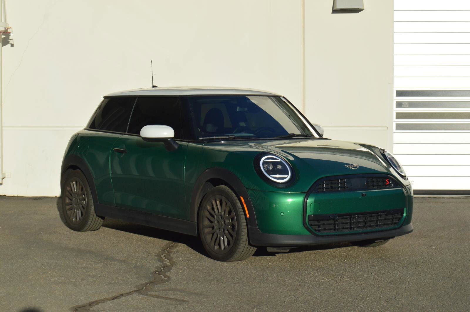 2025 Mini Cooper 2 Door Hardtop S photo 3