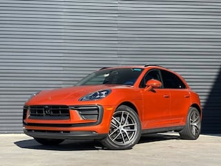 2025 Porsche Macan SUV
