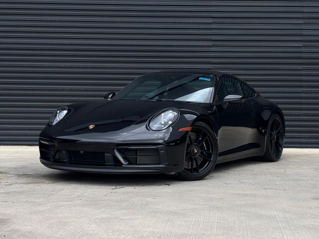 2022 Porsche 911 Carrera 4 GTS Coupe's photo