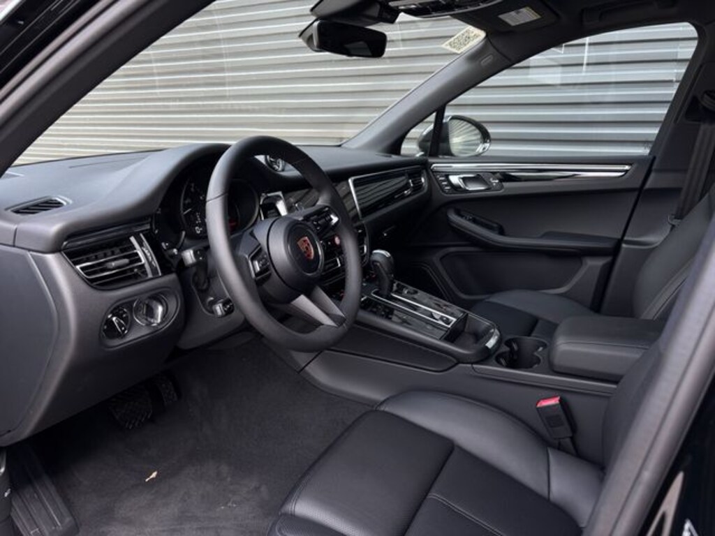 New 2026 Porsche Macan SUV