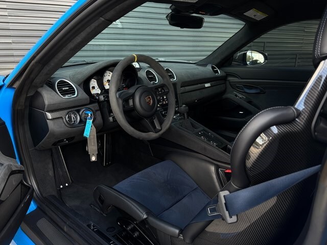 2023 Porsche Cayman GT4 RS photo 4