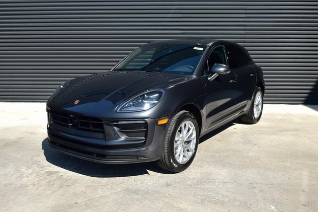 2025 Porsche Macan