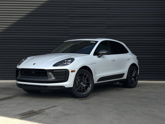 2026 Porsche Macan T