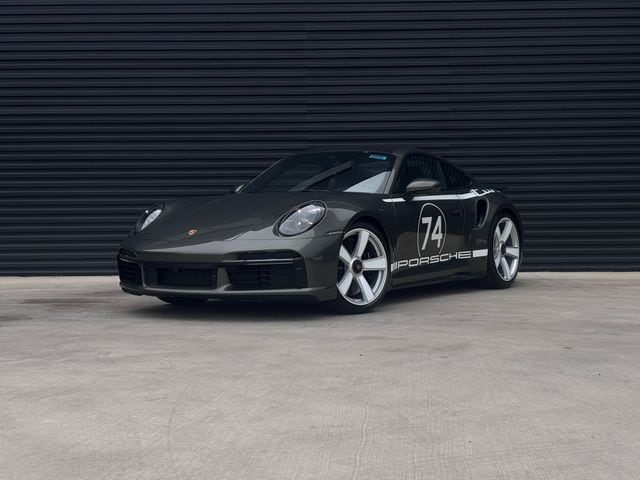 2025 Porsche 911 Turbo Coupe's photo