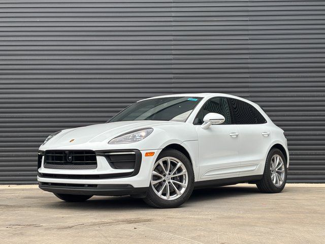 2025 Porsche Macan SUV 