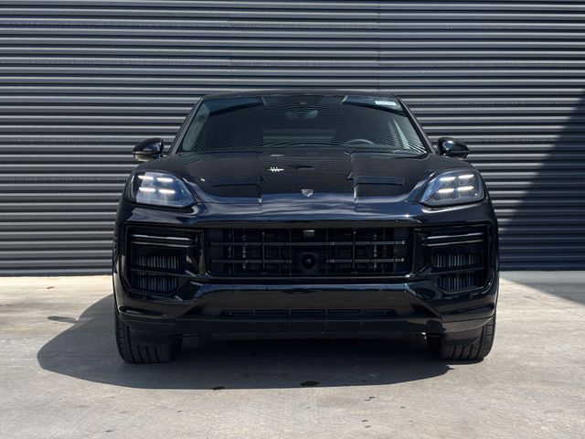 2026 Porsche Cayenne Coup Turbo E-Hybrid - Photo 9