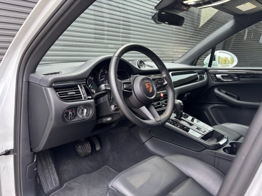 Certified 2025 Porsche Macan SUV