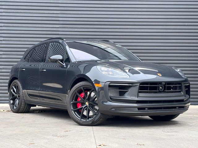 2026 Porsche Macan GTS - Photo 9