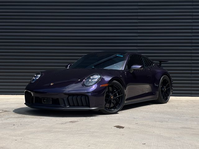 2026 Porsche 911 Carrera 4 GTS Coupe's photo