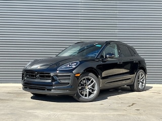 2025 Porsche Macan SUV