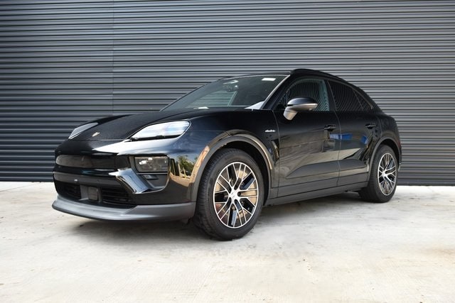 2025 Porsche Macan Electric SUV 