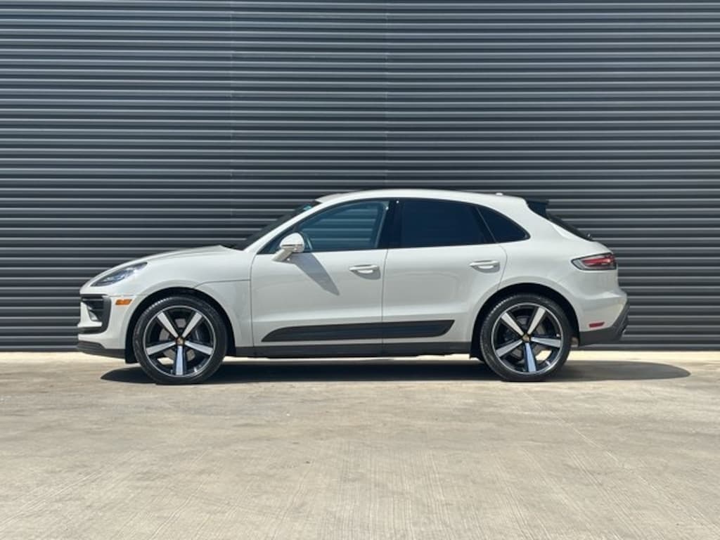 Certified 2025 Porsche Macan  SUV