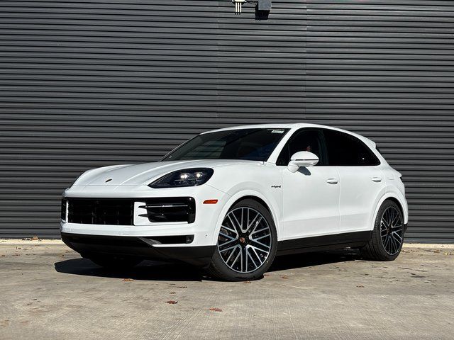 2026 Porsche Cayenne E-Hybrid SUV 