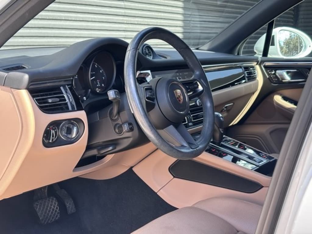 Certified 2023 Porsche Macan SUV
