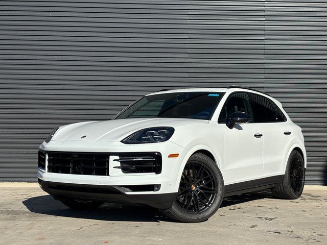 2025 Porsche Cayenne Base