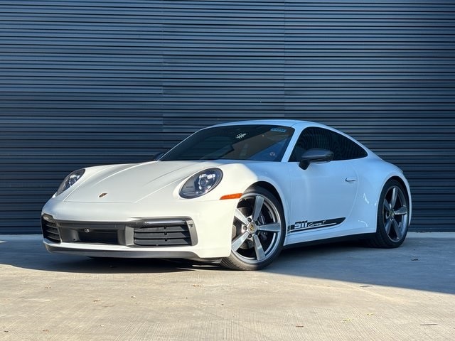2024 Porsche 911 T's photo