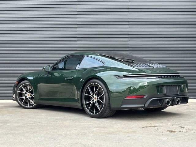 2026 Porsche 911 GTS photo 3