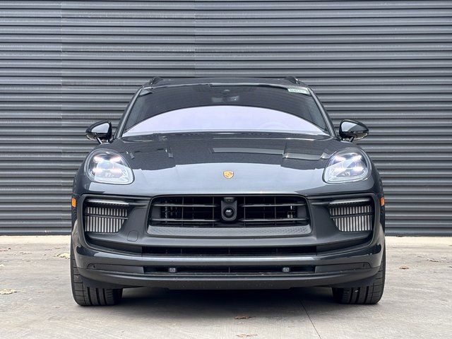 2026 Porsche Macan GTS - Photo 10