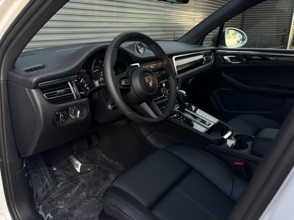 New 2026 Porsche Macan SUV