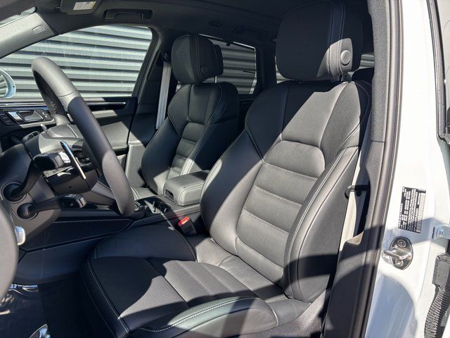 2026 Porsche Macan S - Photo 5