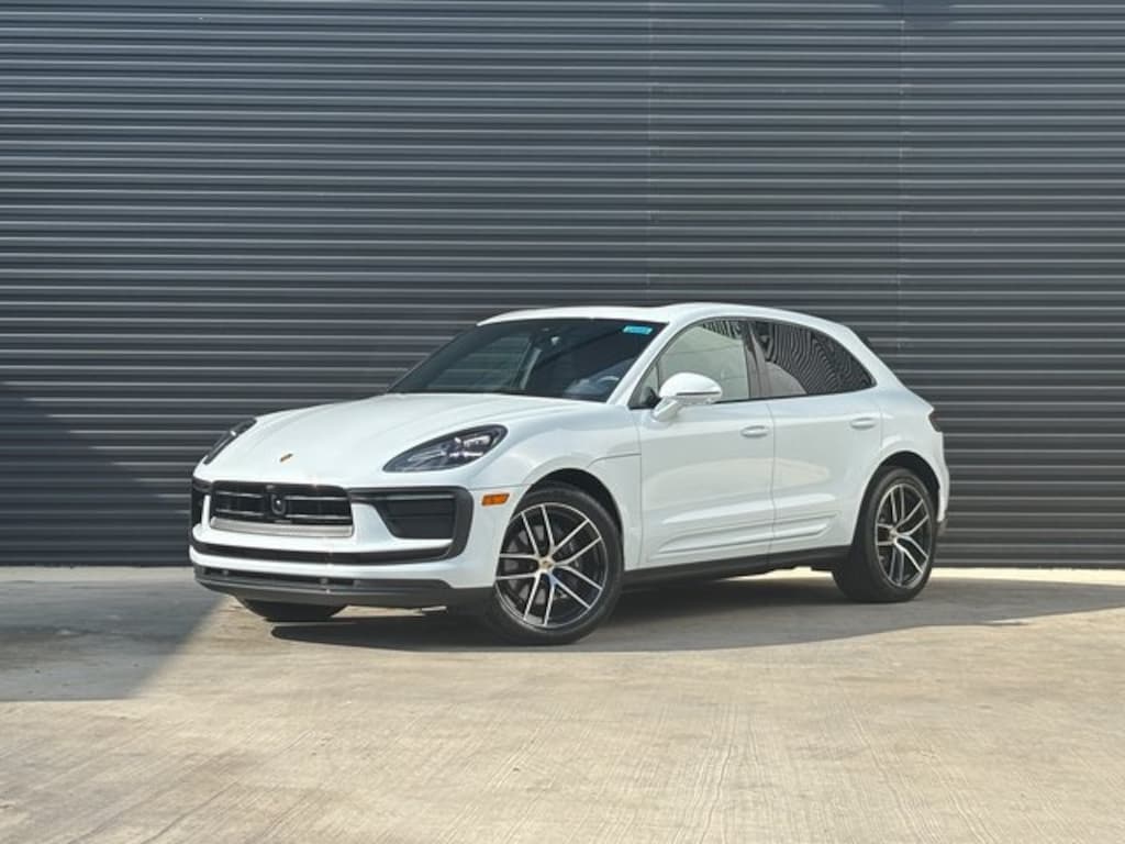 Certified 2025 Porsche Macan  SUV