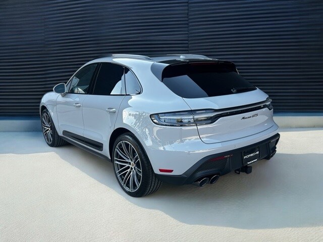 2026 Porsche Macan GTS photo 3