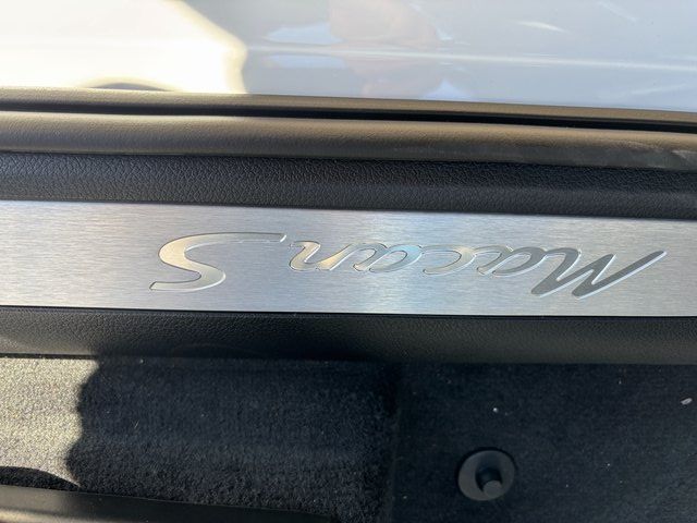2026 Porsche Macan S - Photo 26