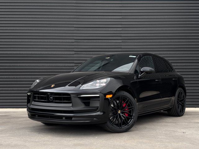 2026 Porsche Macan SUV 
